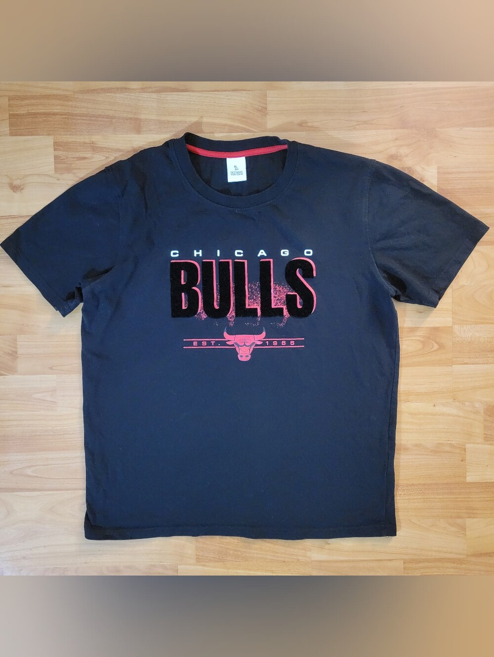 OVO Chicago Bulls Drake special Collab NBA Streetwear Black & Red T-shirt, Large